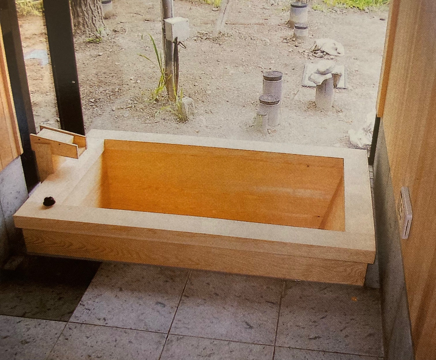 Made-to-Order Fujii Seihisho Bath Tub