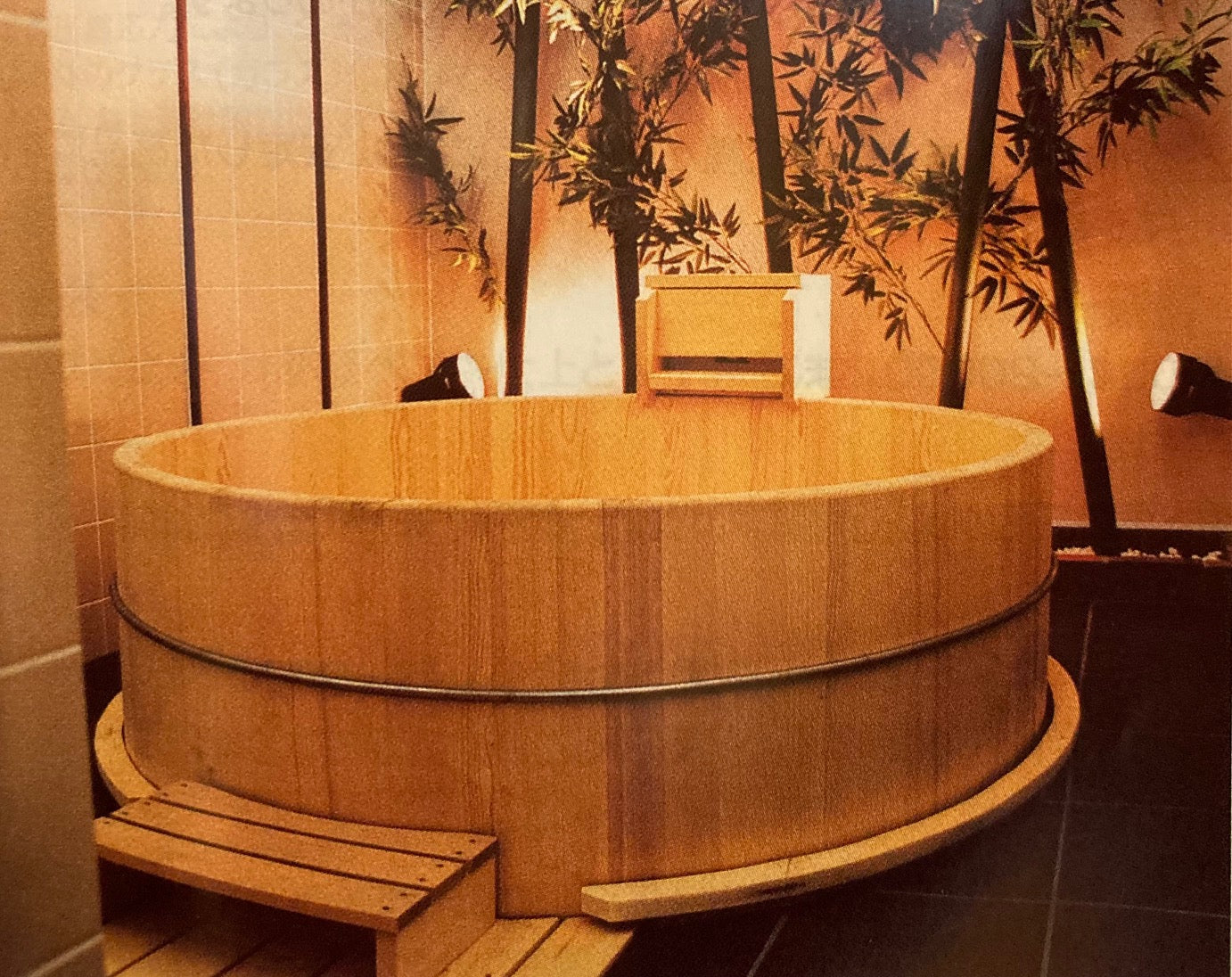 Made-to-Order Fujii Seihisho Bath Tub